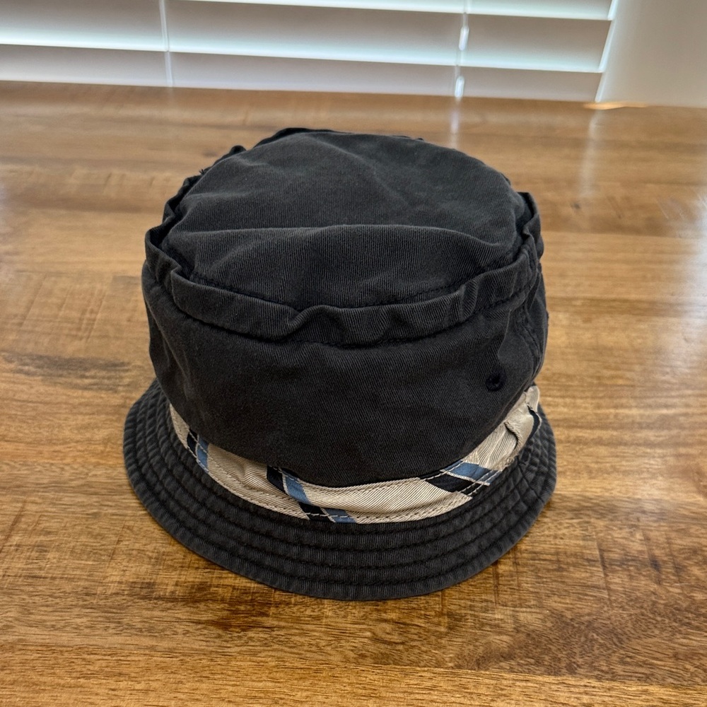 Goorin Bros vintage short brimmed Navy Bucket Hat